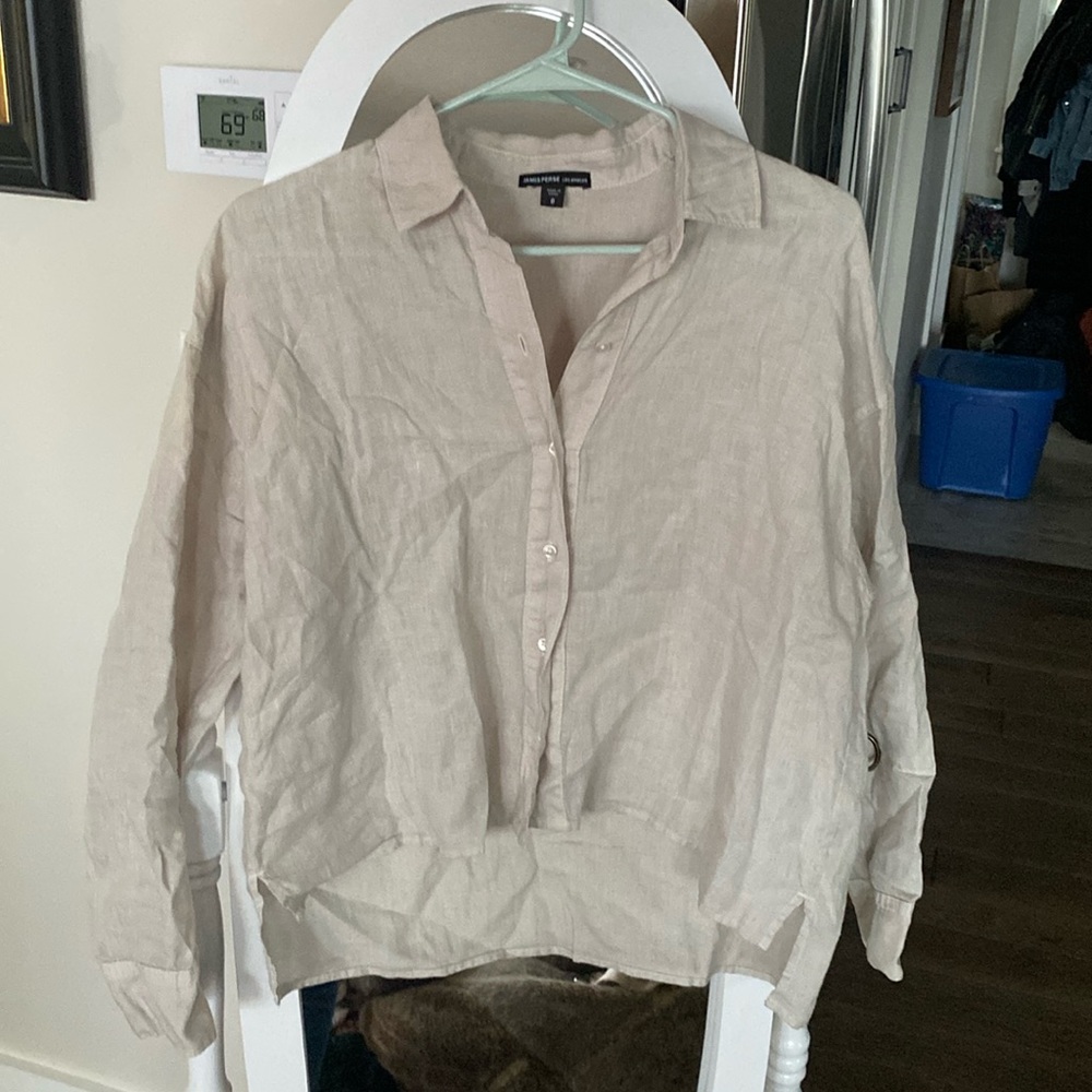 James Perse tan button-down. Women Size 0.